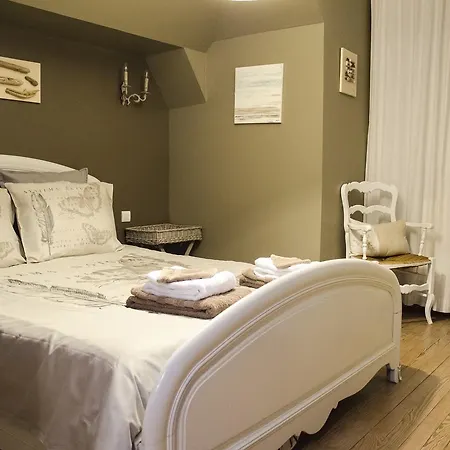 Bed and breakfast L'escarbotine 3*